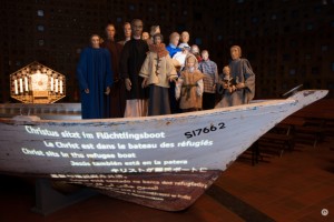 Fluechtlingsboot Krippenfiguren